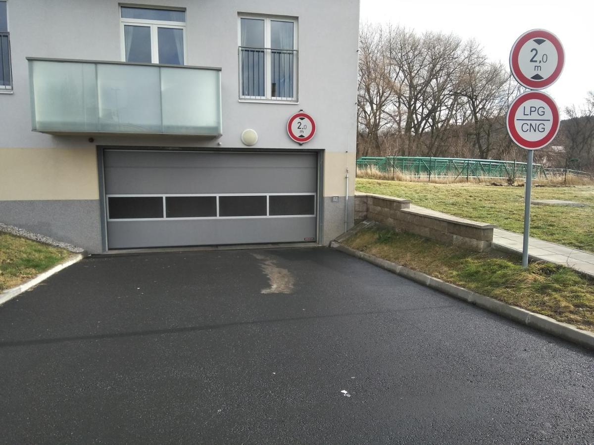 Apartman Rezidence Moser-Free Parking Garage Κάρλοβι Βάρι Εξωτερικό φωτογραφία